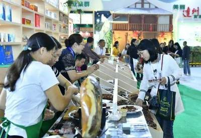 農博會上的達州味道 300多種特色農產品引領消費新潮